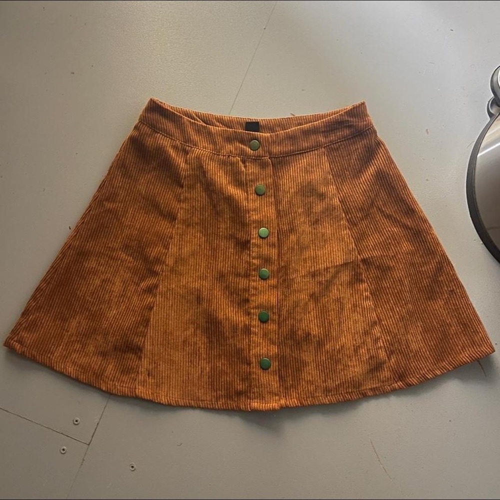 Brown skirt
